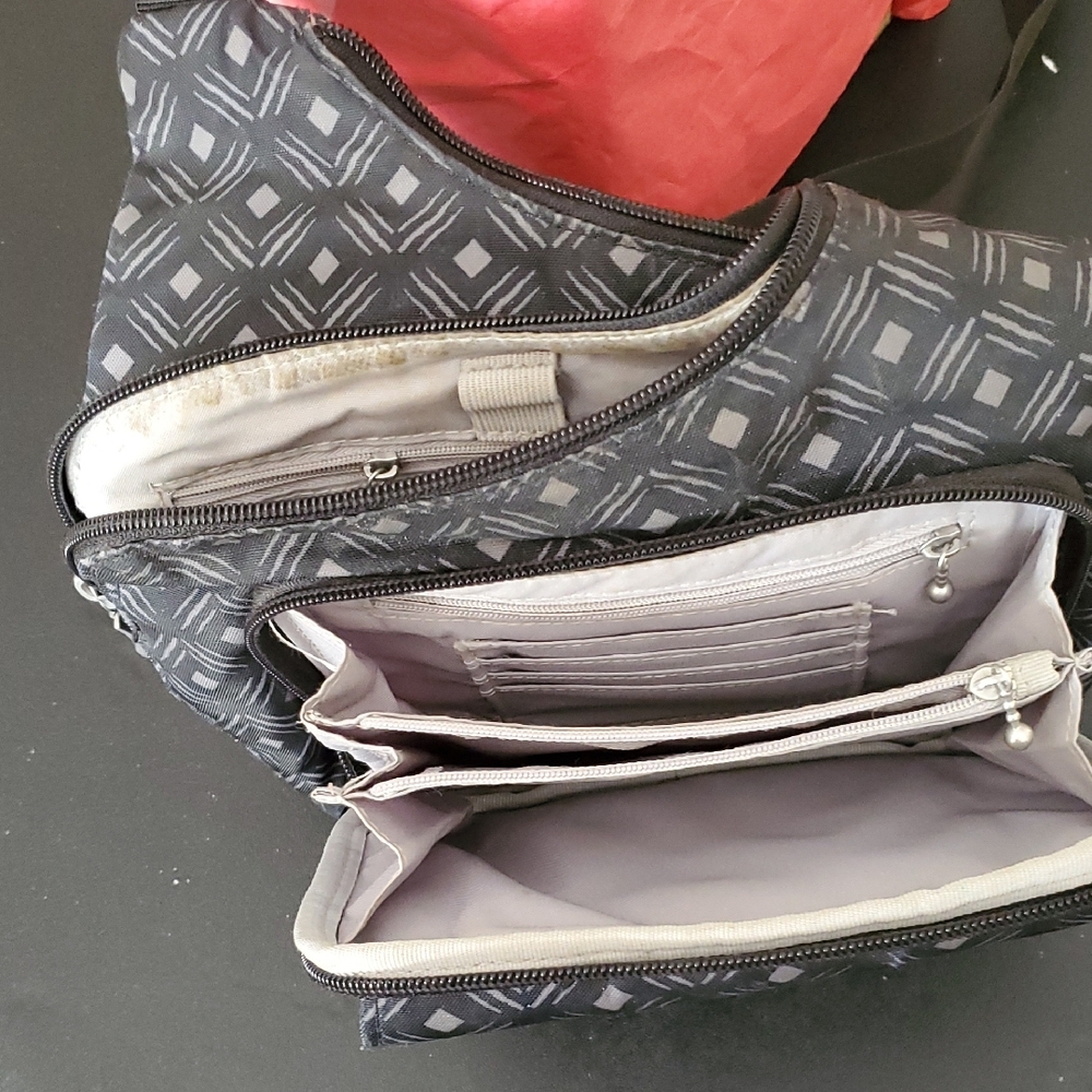 Baggallini Black and White Geometric Bag - Picture 2 of 8